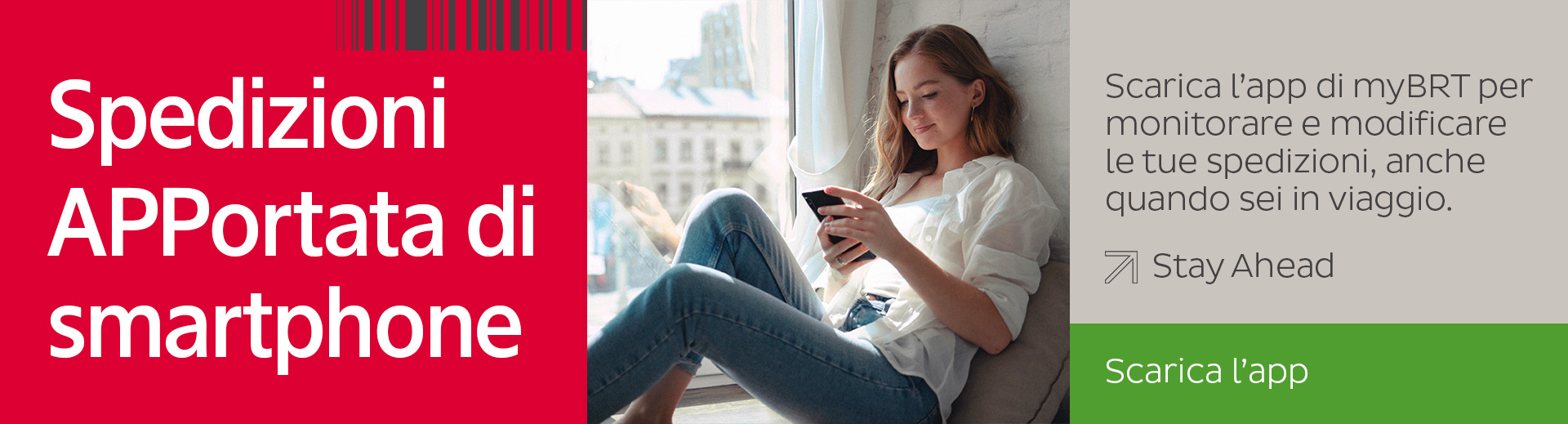 ragazza utilizza la nuova app myBRT da smartphone